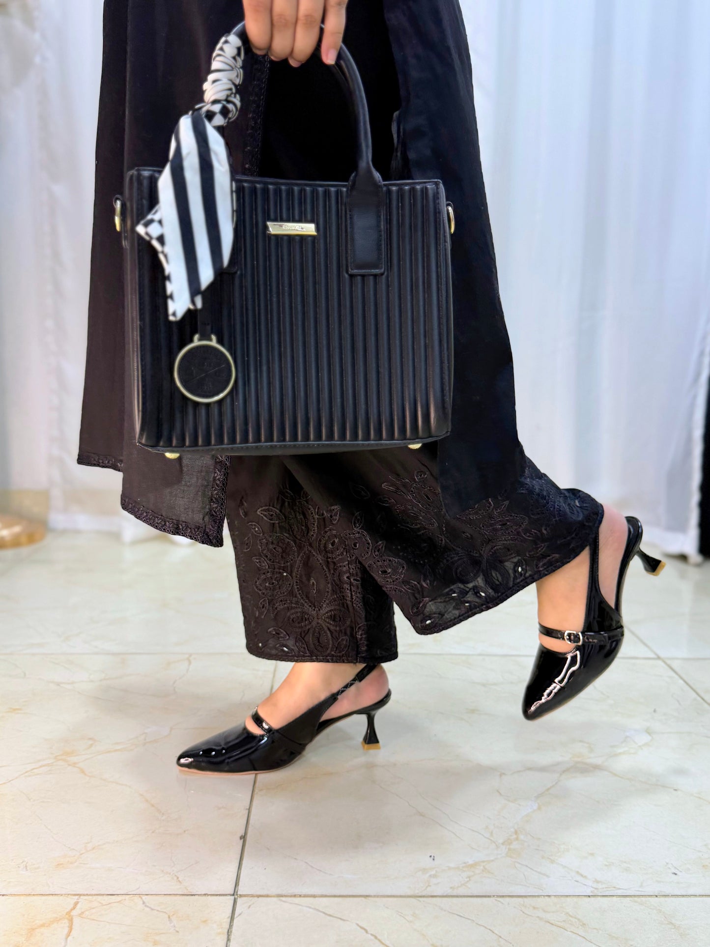 Black - Kitten Heels