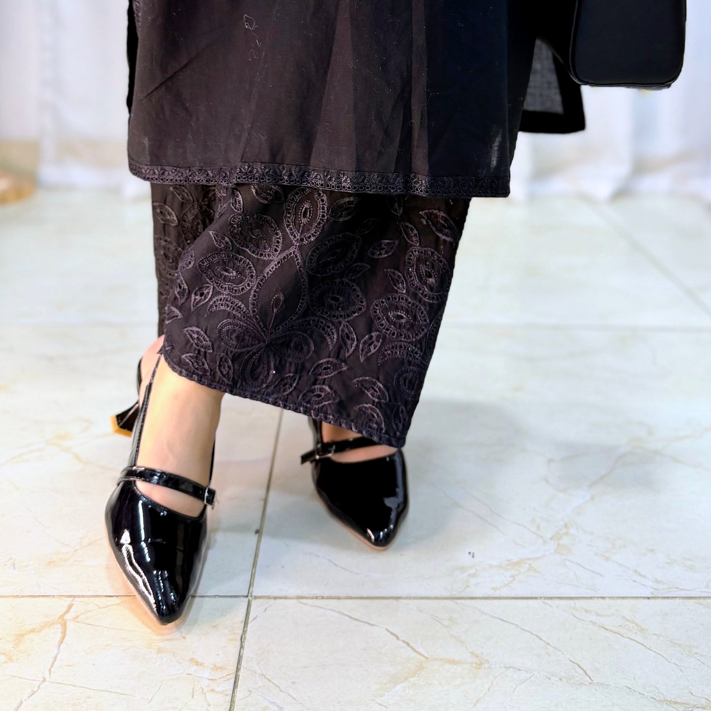 Black - Kitten Heels